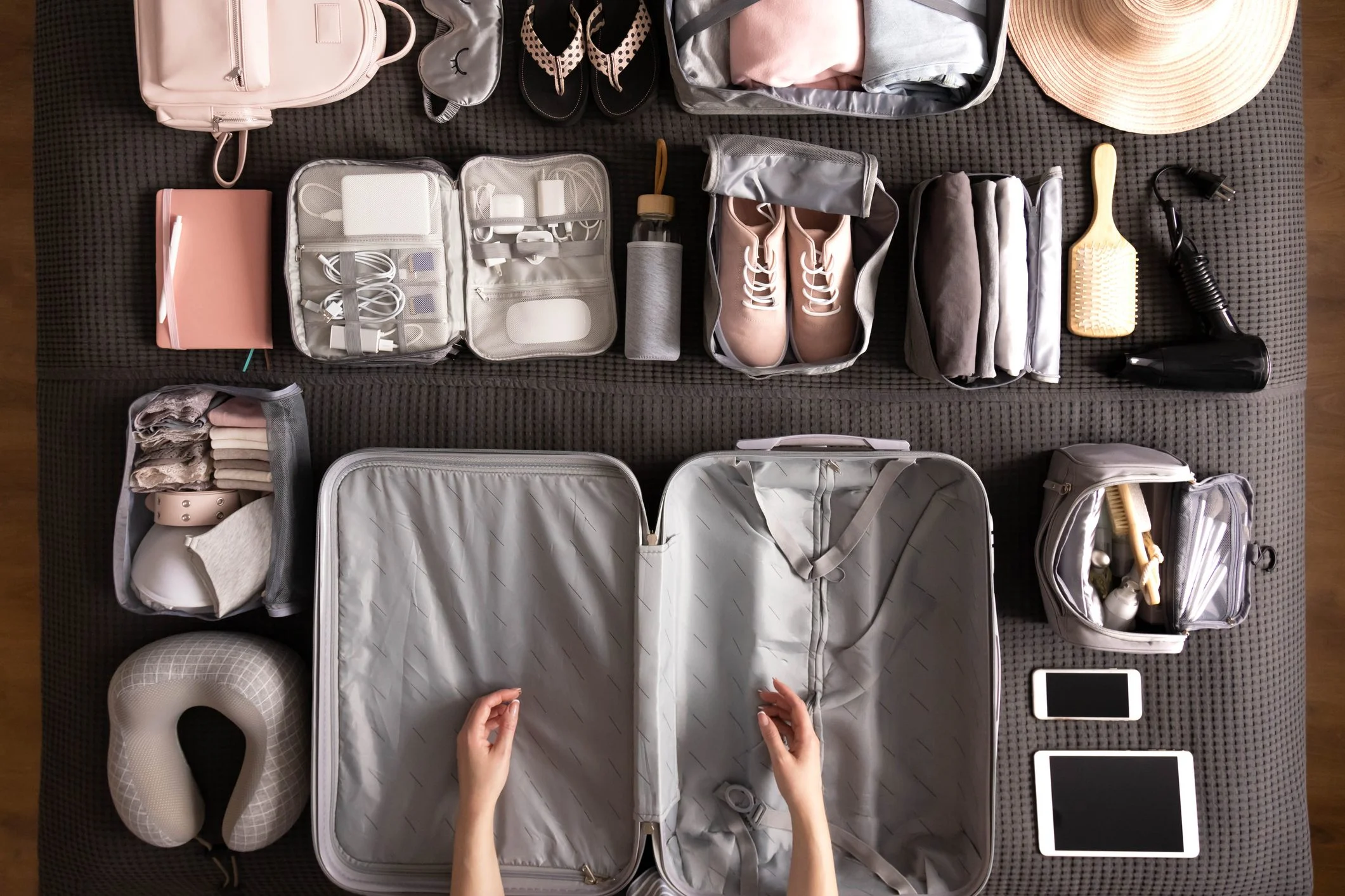 The 9 Best Packing Cubes on Amazon for Organized Travel